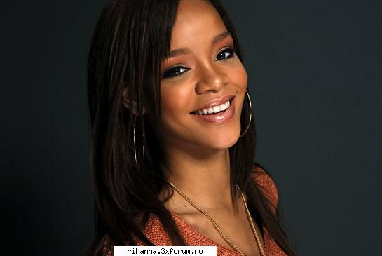 Poze cu Rihanna!!!!!! - rihanna_girl - ->>Photos<--