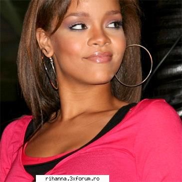 Poze cu Rihanna!!!!!! - rihanna_girl - ->>Photos<--