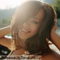Poze cu Rihanna!!!!!! - rihanna_girl - ->>Photos<--