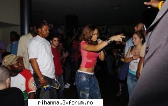Poze cu Rihanna!!!!!! - rihanna_girl - ->>Photos<--