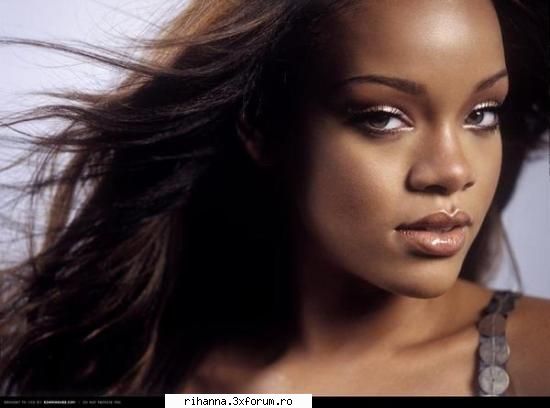 Poze cu Rihanna!!!!!! - rihanna_girl - ->>Photos<--